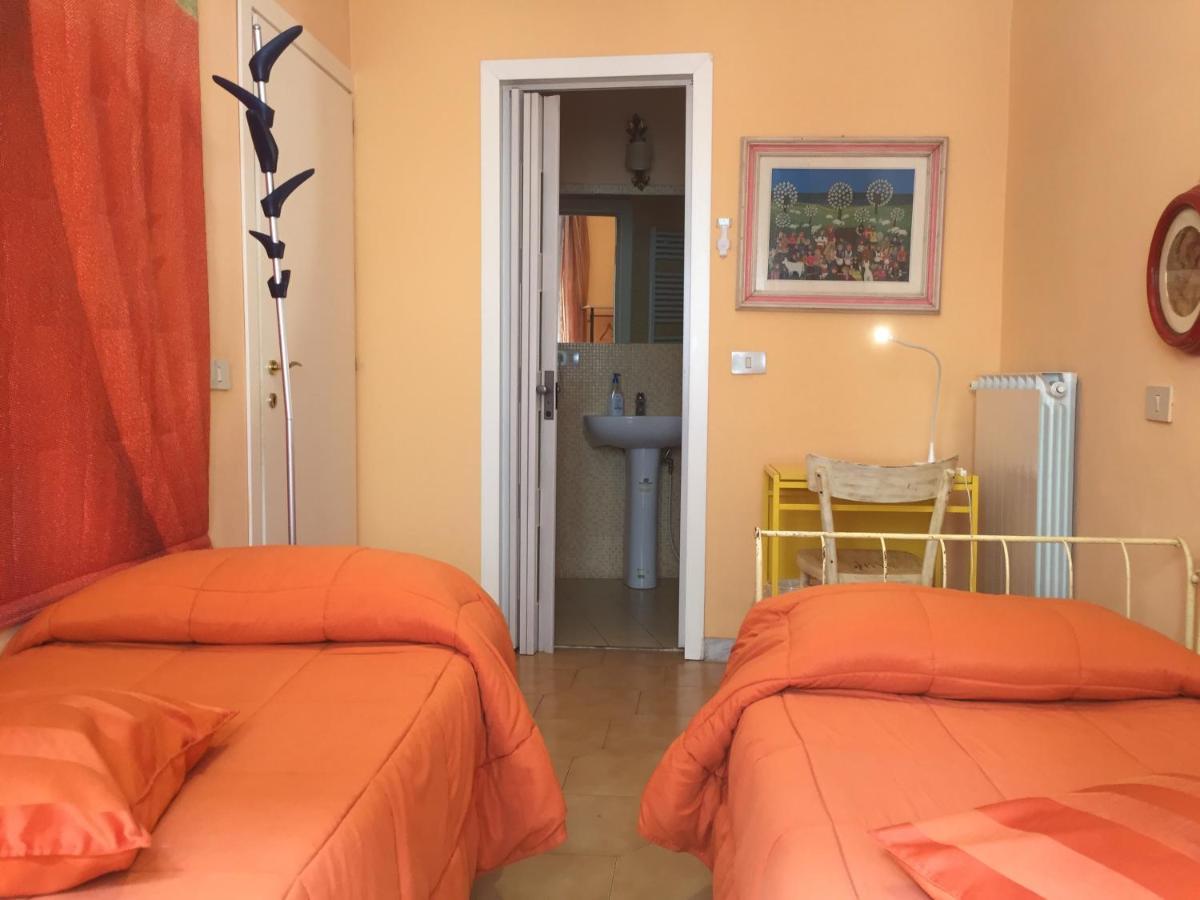 6 Keys Bed and Breakfast Pisa Exteriör bild