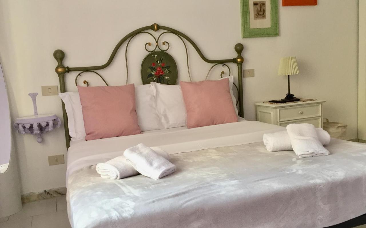 6 Keys Bed and Breakfast Pisa Exteriör bild