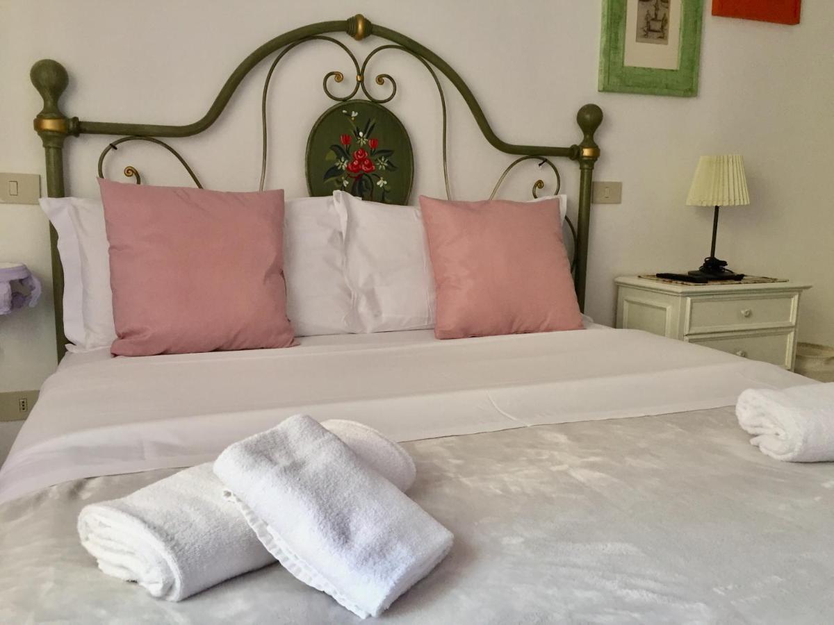 6 Keys Bed and Breakfast Pisa Exteriör bild
